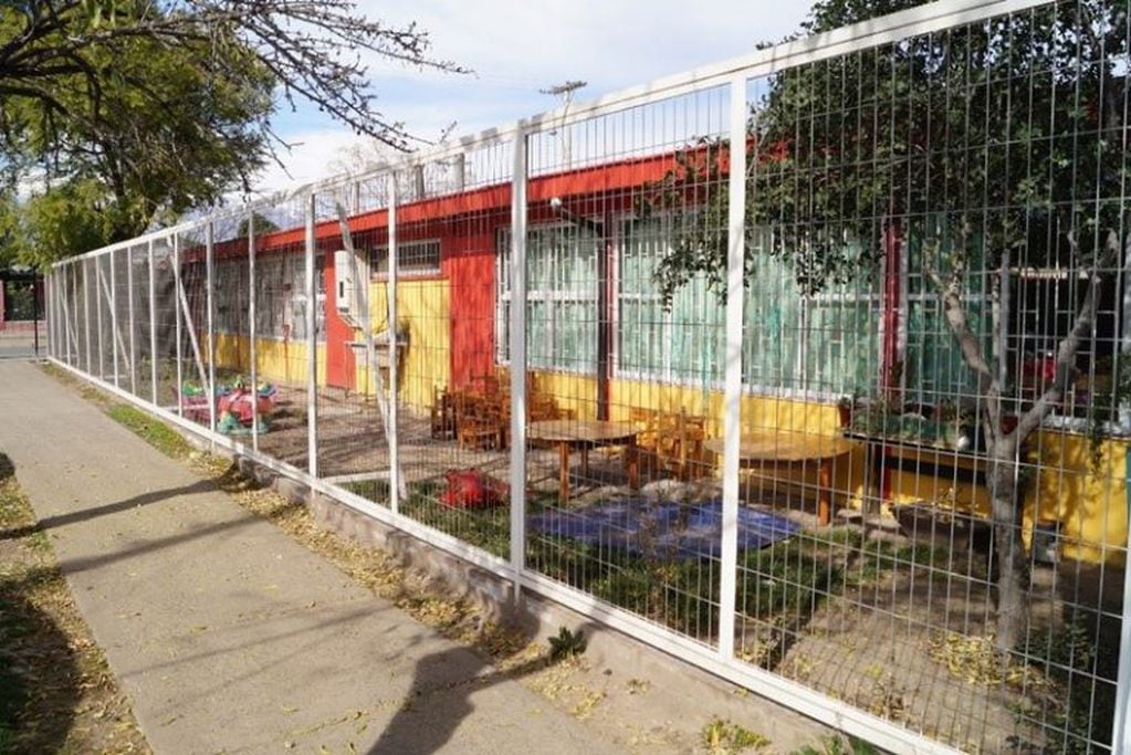 Autoridades del jardín maternal "Rayito de Luz" piden mayor seguridad a la hora de ingreso y egreso de niños.