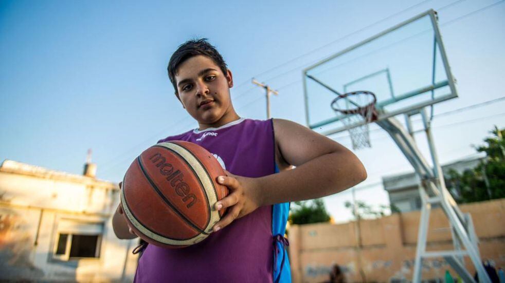 Juan Carlos Fabrini, el niño autista que llevó a la victoria a su equipo de básquet