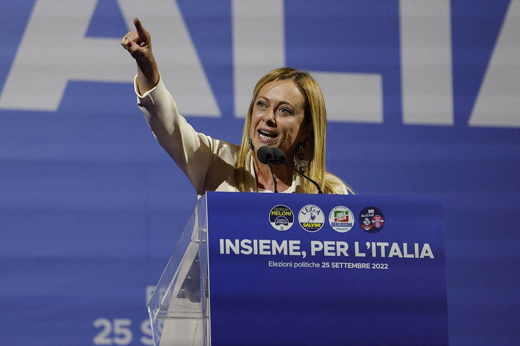 Giorgia Meloni llega al poder como líder de Hermanos de Italia. 