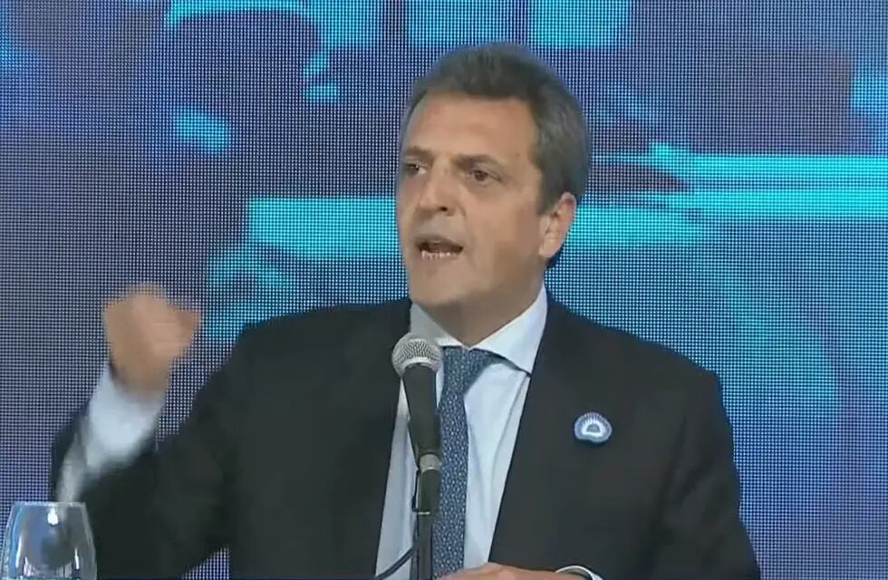 El Ministro de Economía y precandidato a presidente por Unidad por la Patria, Sergio Massa. Foto: Captura transmisión.