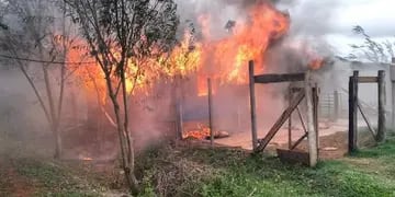 San Javier: incendio en una casa, no hay heridos