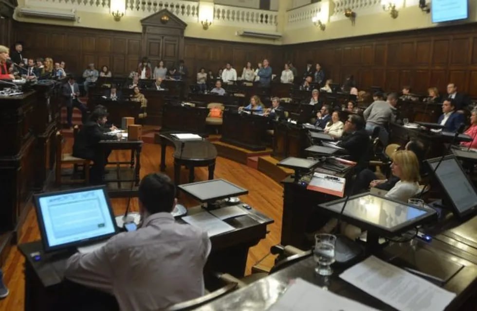 Senadores mendocinos aprobaron los juicios por Jurados Populares.