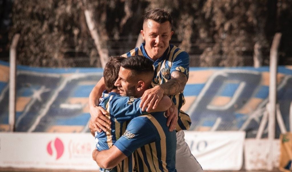 Juventud Unida de San Luis venció a Círculo Deportivo 2-0 y se afianza en la zona de Clasificación.