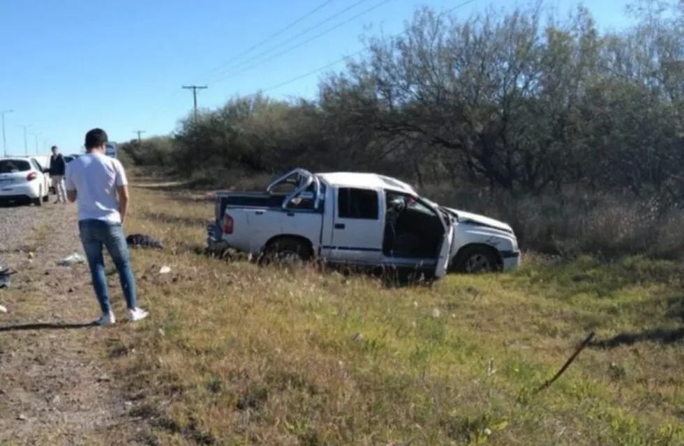 Una camioneta volcó en la Autopista de las Serranías Puntanas.