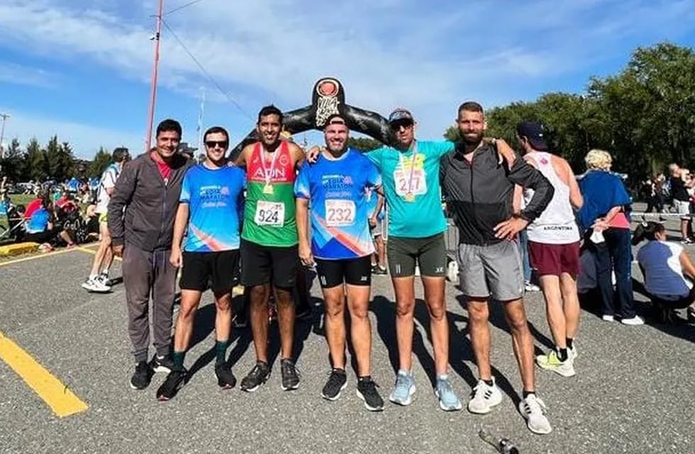 Maratón Carlos Paz con atletas de Arroyito