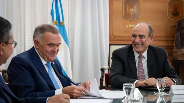 Jaldo firmó con Francos convenios por $120 mil millones para obras públicas