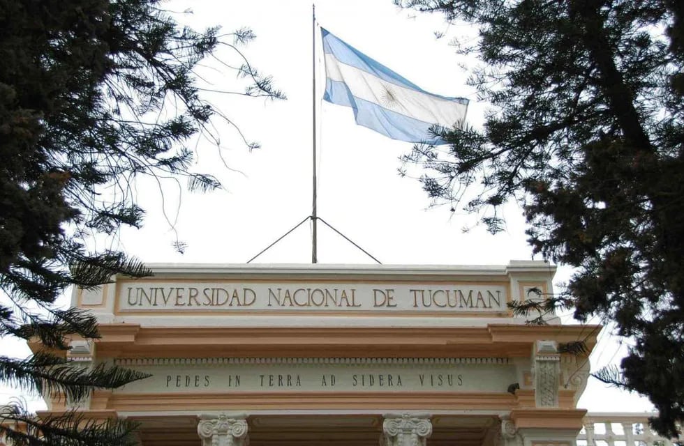 Universidad Nacional de Tucumán.