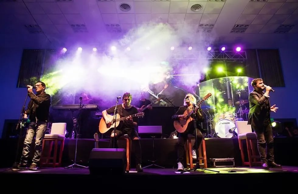 El conjunto folklórico estrenó el video musical de “Cerca del Sol”, junto a la banda La Mancha.
