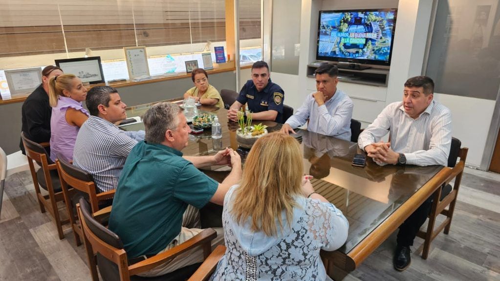 Autoridades de la Policía de Córdoba estuvieron en Arroyito