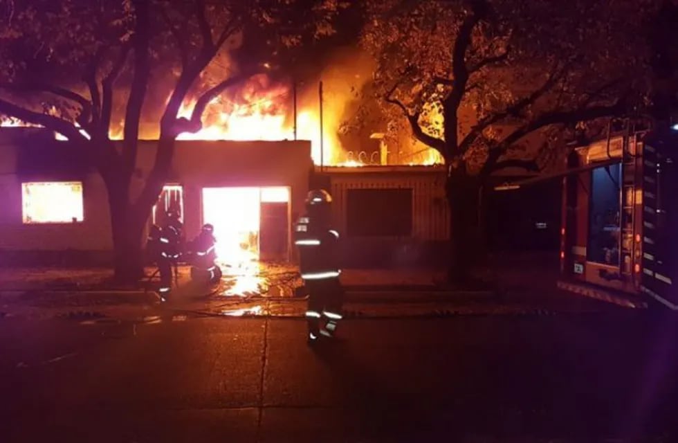 Incendio en Ciudad Mendoza