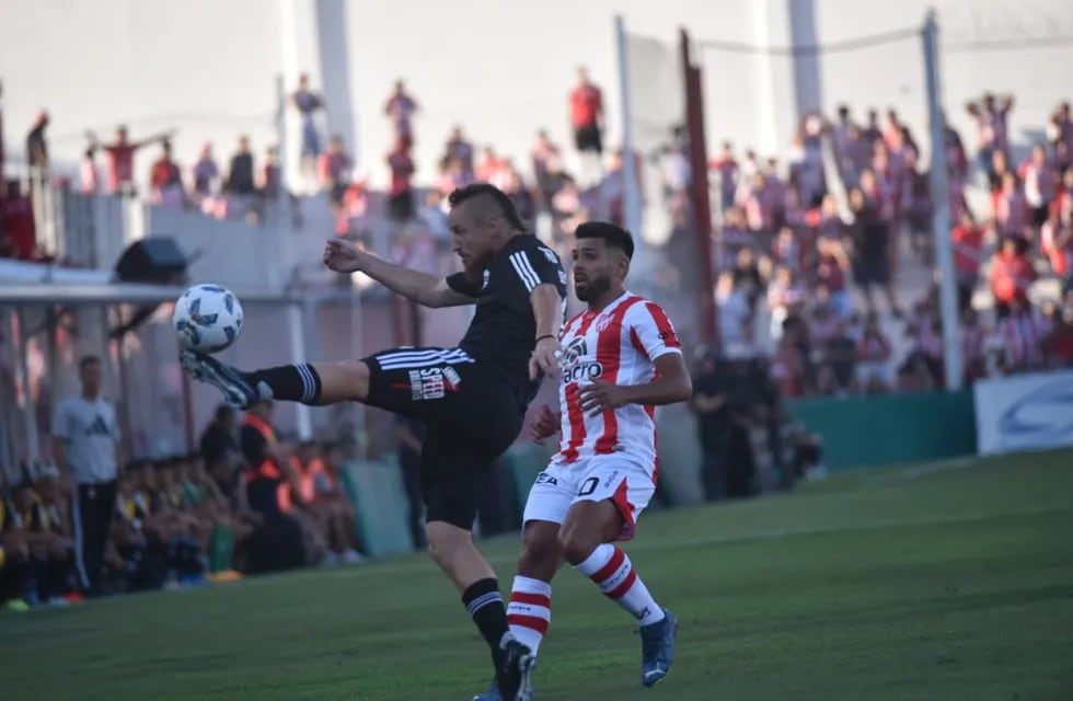 En su regreso a Instituto, el Chino Romero y Guido Mainero son titulares en el inicio de la Copa de la Liga.
