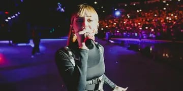 Nicki Nicole emocionada tras su show en Mendoza.