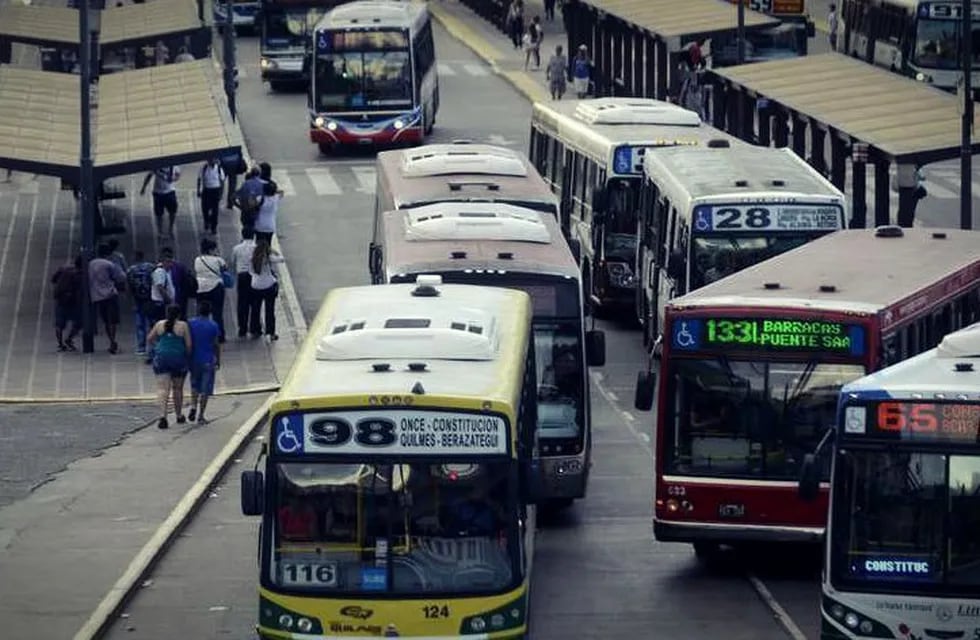 El ministro de Transporte, Diego Giuliano, anunció un aumento del 40% en el transporte público para el 2023 en el AMBA.