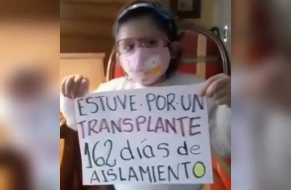 Una niña que estuvo 162 días aislada por un transplante grabó un mensaje motivador