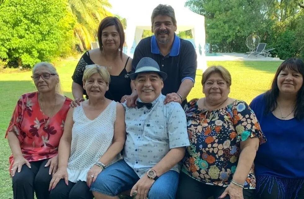 Cuatro hermanas de Maradona piden se investigue su muerte
