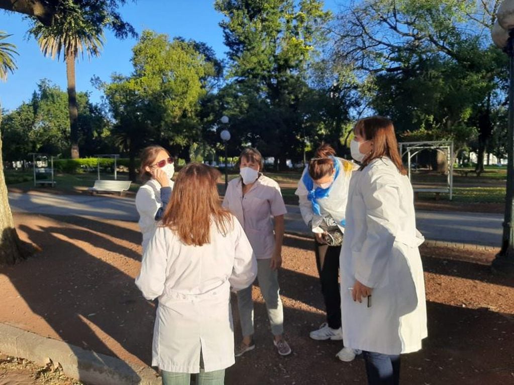 Protesta de médicos en Rafaela con las mismas consignas que manifestaron los médicos misioneros. CIMECO