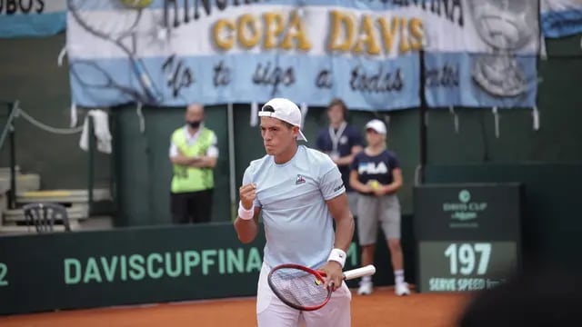 Sebastián Báez y un triunfazo en Copa Davis