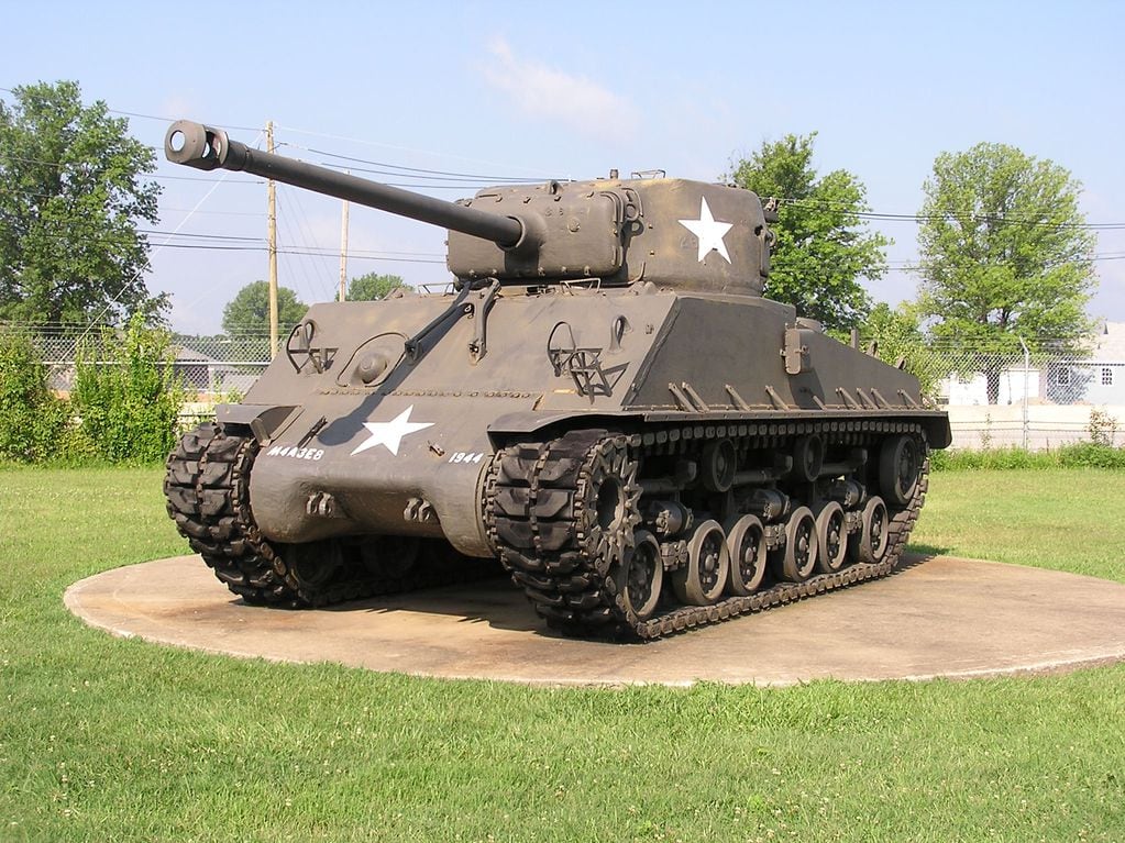 Tanque de guerra M4 Sherman polaco. OLYMPUS DIGITAL CAMERA