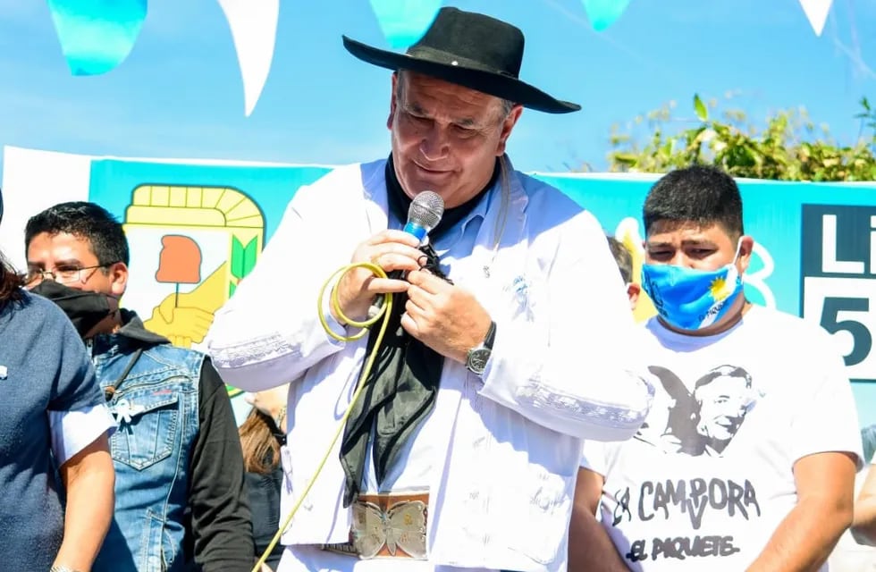 En su visita a El Piquete el diputado Rivarola pidió a la comunidad que vote a la lista completa del Frente de Todos - Partido Justicialista el próximo 27 de junio.