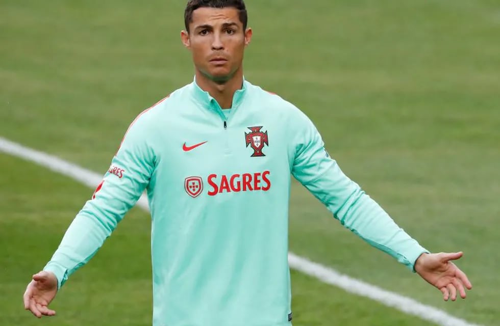 El video de la declaración fiscal de Cristiano Ronaldo se filtró en las redes\nFoto: Reuters/Laszlo Balogh