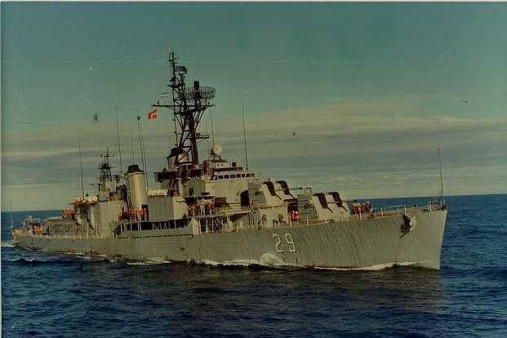 Destructor Piedrabuena, uno de los buques escoltas del Crucero Belgrano
