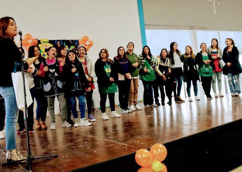 Teatro y actividades lúdicas para celebrar el Día de los Jardines de Infantes en Maipú.