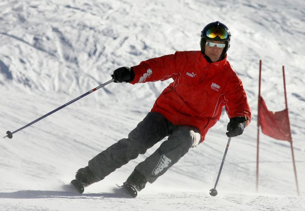 Michael Schumacher esquiando en Italia en 2005 (Foto: Patrick Hertzog/AFP)