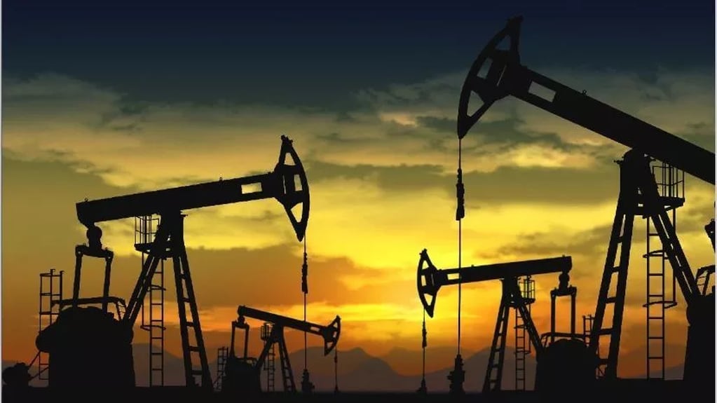 El barril del petróleo ha visto modificados sus precios, incrementándose en las últimas semanas debido al conflicto entre Rusia y Ucrania.