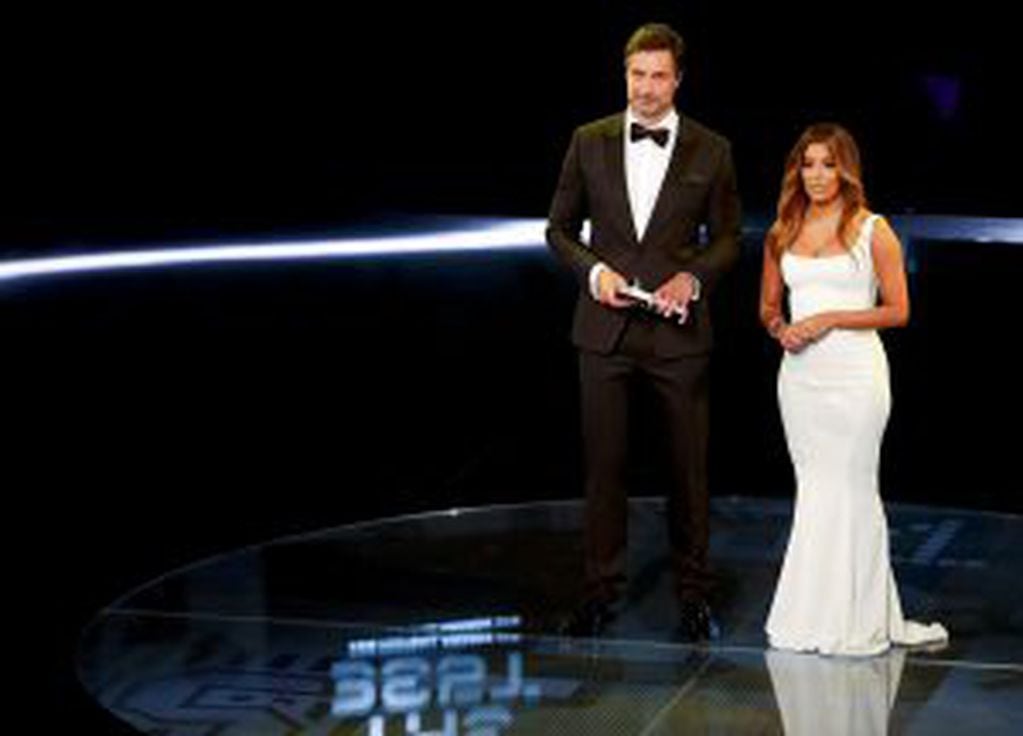 Football Soccer - FIFA Awards Ceremony - Zurich, Switzerland - 09/01/17. U.S. actress Eva Longoria and German presenter Marco Schreyl arrive to host the ceremony. REUTERS/Ruben Sprich