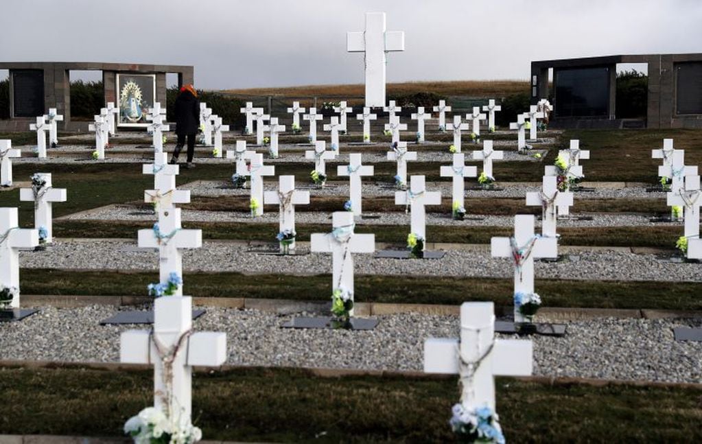 Cementerio Argentino de Darwin- Soldados Argentinos caídos en la Guerra de Malvinas.