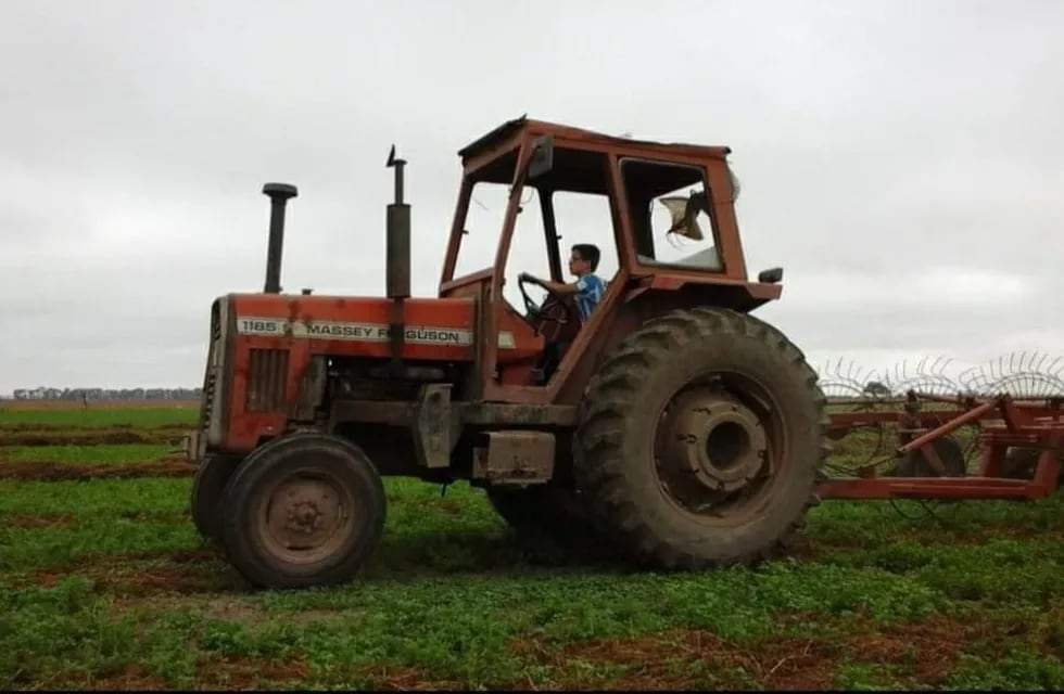 Uno de los tractores robados en Arroyito