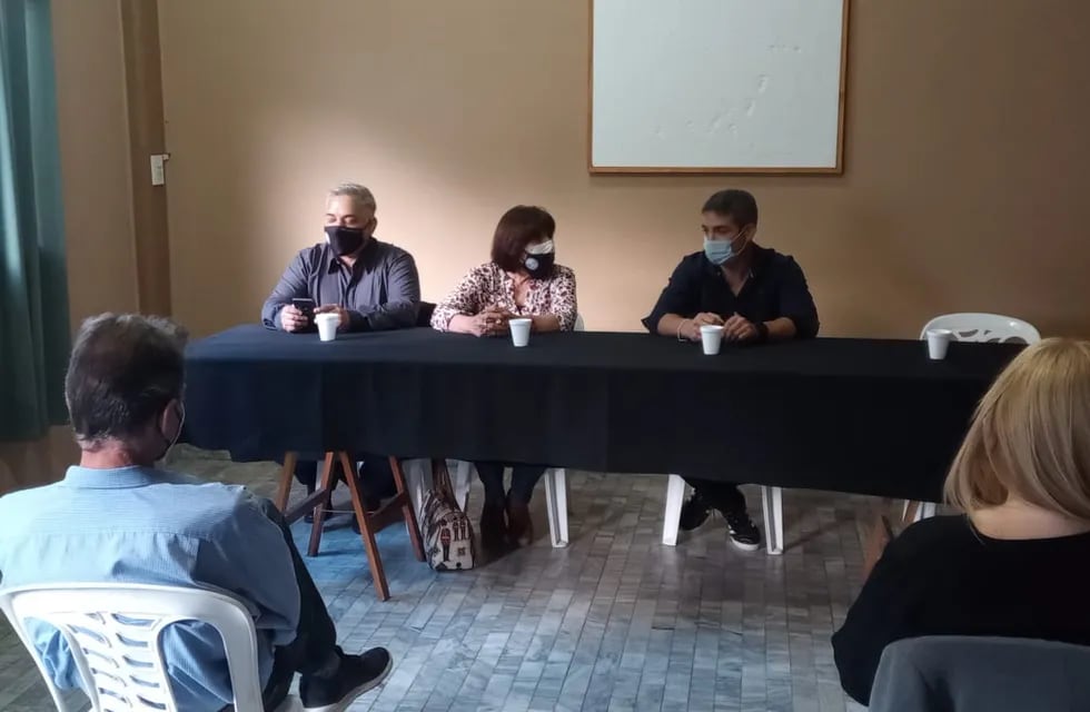 La visita del intendente de Huerta Grande, Matías, con el objetivo de iniciar "acciones en conjunto" para fortalecer el Justicialismo en el Valle de Punilla.