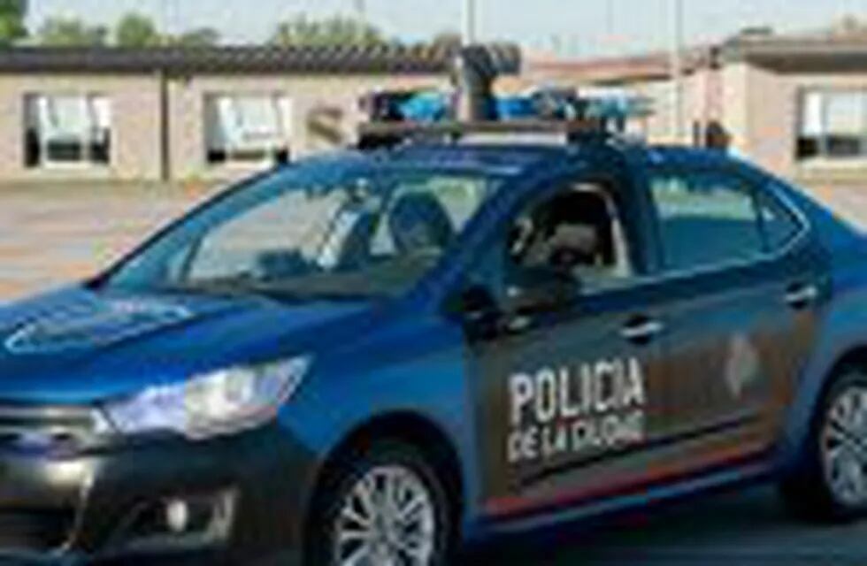 CLAIMA20161005_0115   Nueva patrulla de la Policía de la Ciudad, con sus nuevos logos y colores. El proyecto fue presentado por el jefe de Gobierno porteu00f1o, Horacio Rodríguez Larreta.