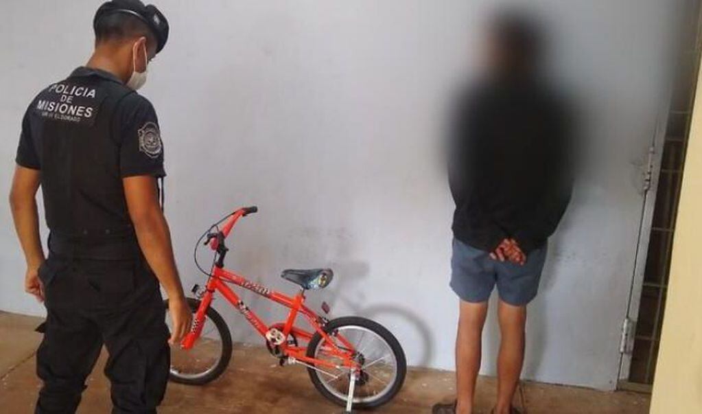 Terminó detenido tras robar una bicicleta en Eldorado.