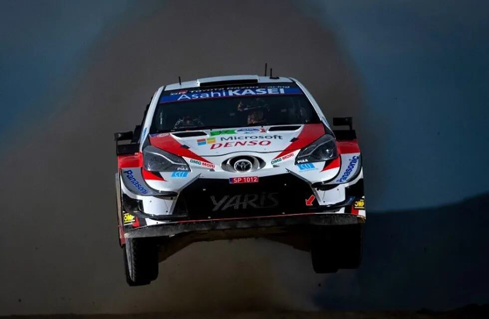 Ogier lidera el Rally de México, con Toyota.