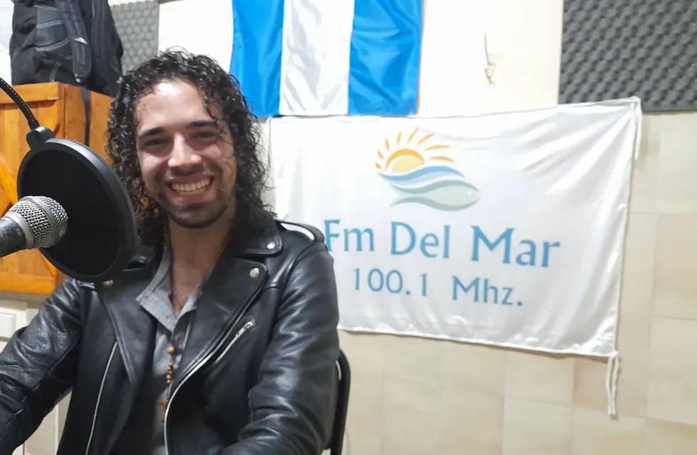 Juan Manuel, en el programa radial Contalo Como Quieras de Fm del Mar (100.1).