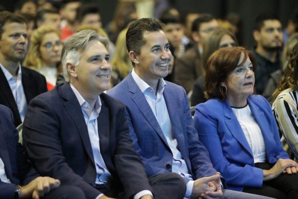 Martín Llaryora y Manuel Calvo presentaron el plan de Conectividad para Córdoba Capital.