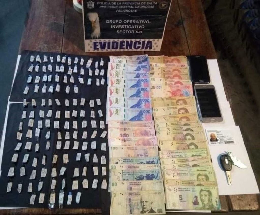 Detuvieron a un remisero que hacía delivery de cocaína en Salta