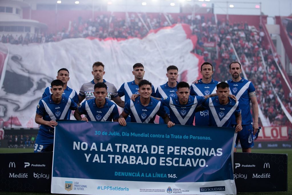 El 11 de Vélez que fueron titulares en la derrota 0-1 con Huracán que desencadenó en la repudiable situación que viven los jugadores. (Fotobaires)