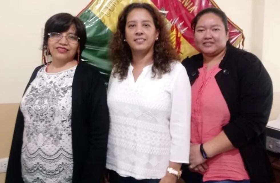 Funcionarias del Consulado de Bolivia en Jujuy