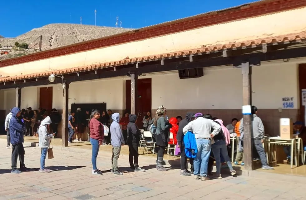 Domingo de elecciones, en Tilcara, provincia de Jujuy.
