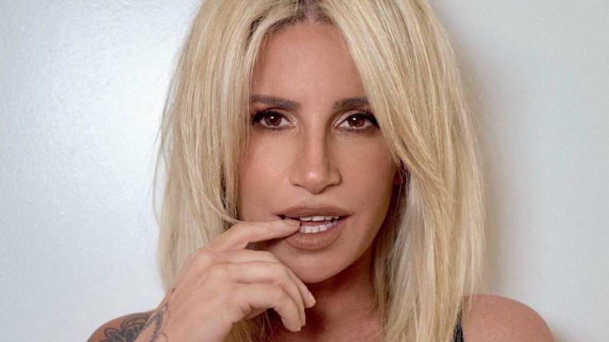 Flor Peña deslumbró en Instagram con un vestido nude