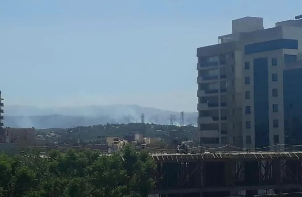 Incendio en la zona oeste de Carlos Paz.