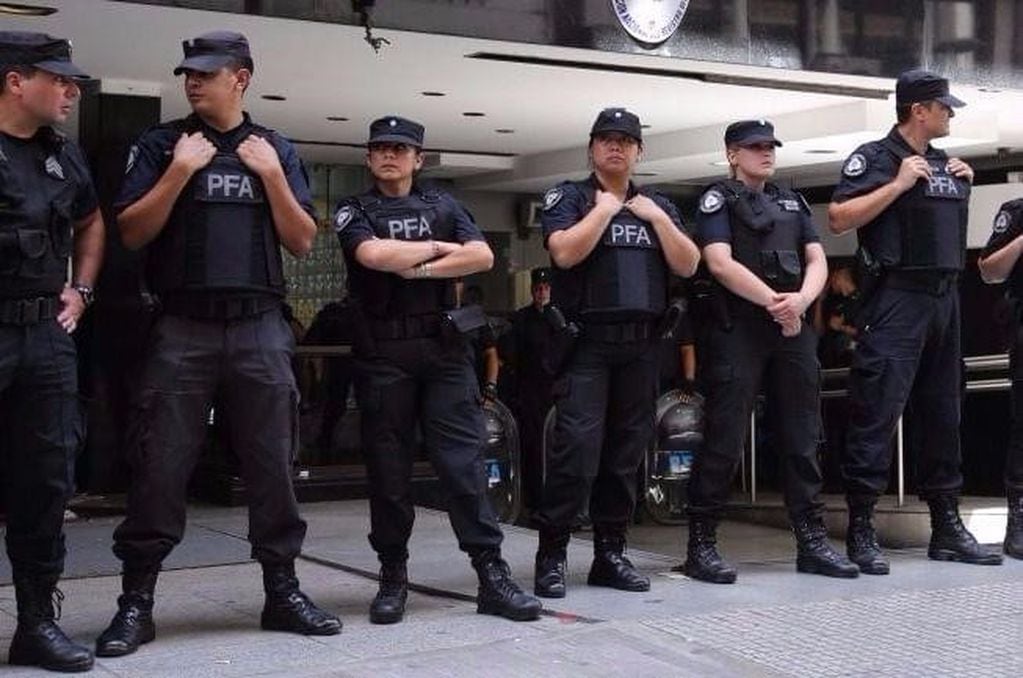 Efectivos Policia Federal Argentina