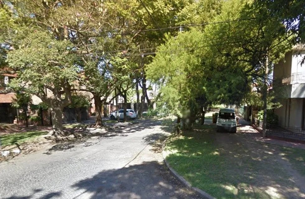 La violenta discusión se registró en una granja ubicada sobre Maciel al 200. (Google Street View)
