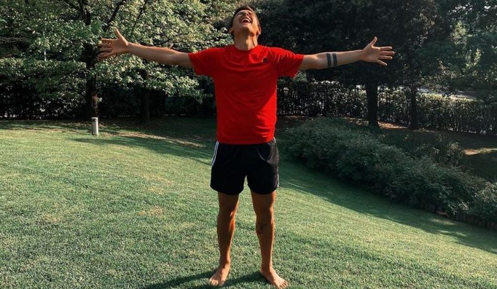 Días atrás, Paulo Dybala, había subido una foto anunciando su recuperación.