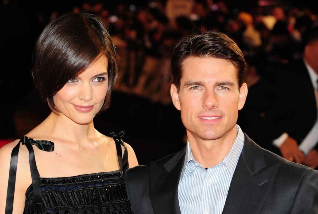 Katie Holmes y Tom Cruise habrían comido la placenta, pero no es seguro.