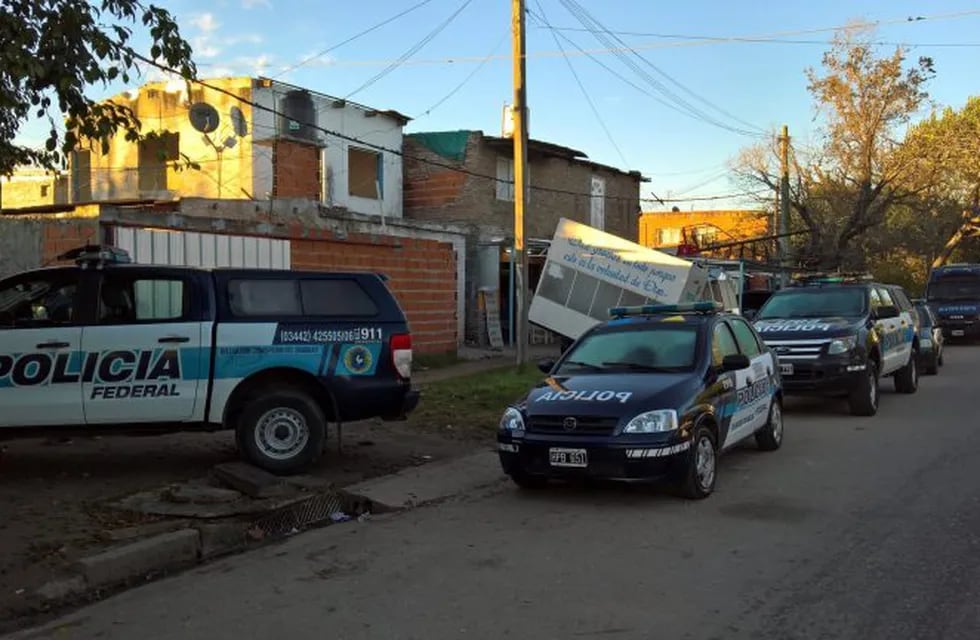 Fueron 33 allanamientos en total en diferentes zonas del macrocentro y la zona sur de Rosario.