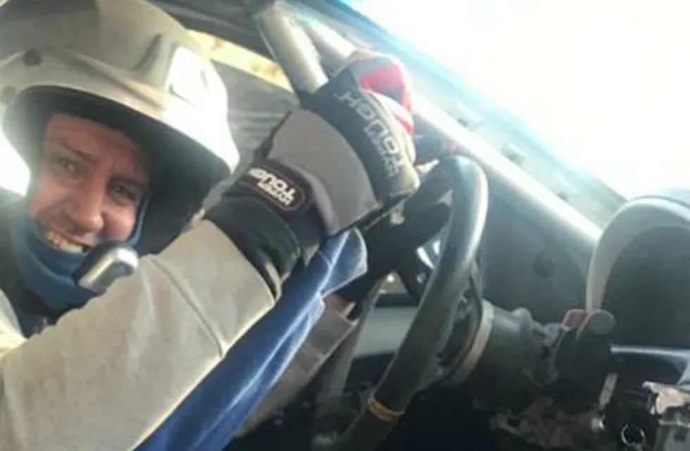 Edgardo Zeheiri, chocho, a horas de su debut en el Rally del Sudeste cordobés.