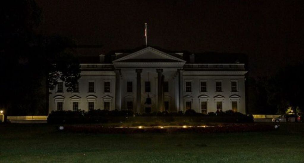 La Casa Blanca, totalmente a oscuras (Web)